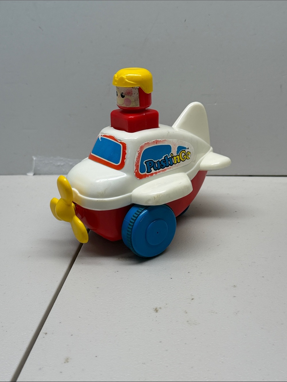 VINTAGE TOMY TOY PUSH N GO AIRPLANE 1970’s Fully Functional